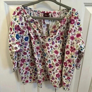 Tea Collection floral top size 4